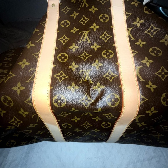 Louis Vuitton Brass Padlock with Keys - Picture 10 of 15